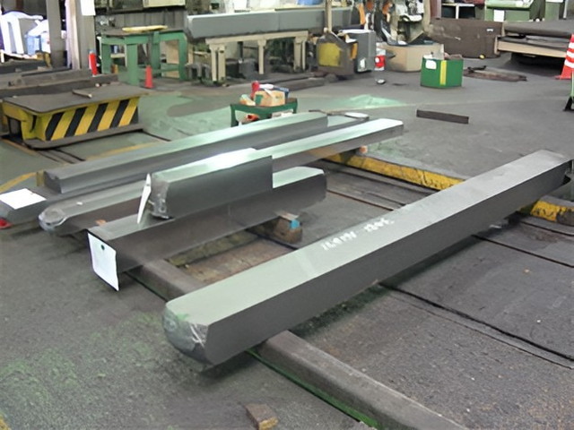 material03.jpg