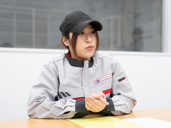 interview02_2.jpg